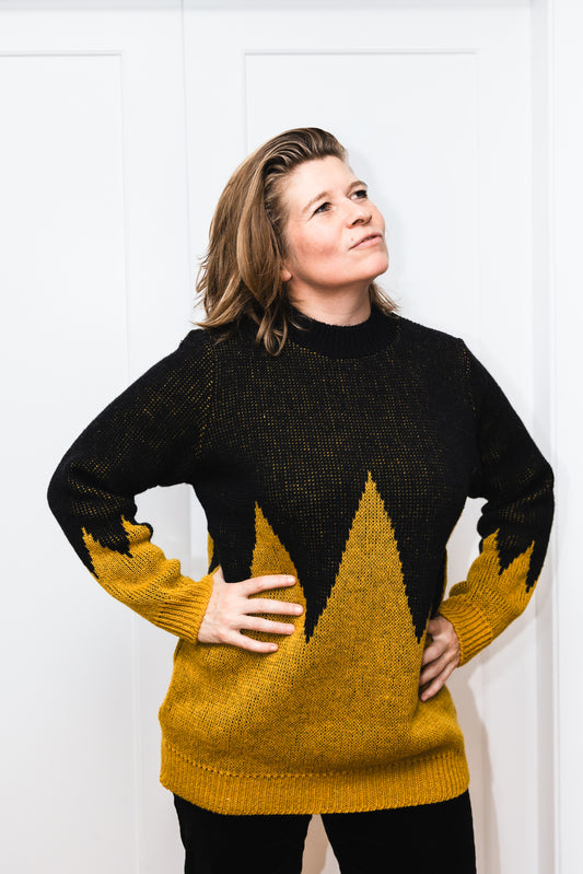 Haustpeysa - vélprjónuð - svört og gul