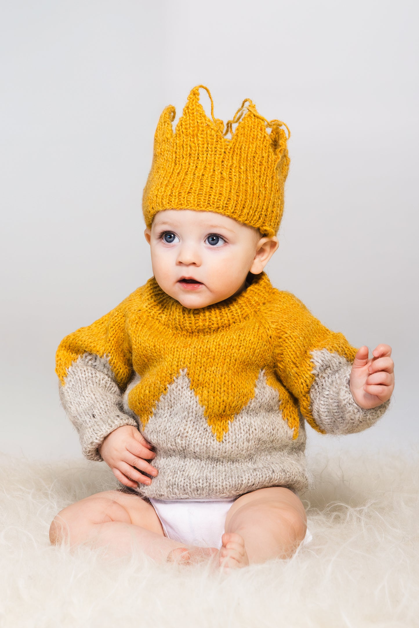 Little Autumn Sweater - knitting kit