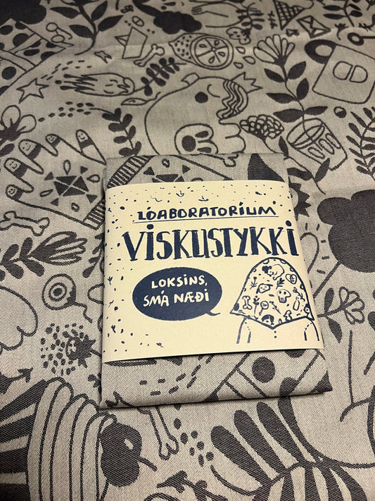 Viskustykki eftir Lóu Hjálmtýsdóttur